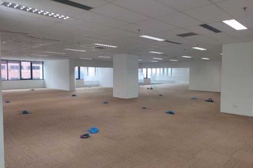 Menara AIA Sentral (formerly Menara Standard Chartered)