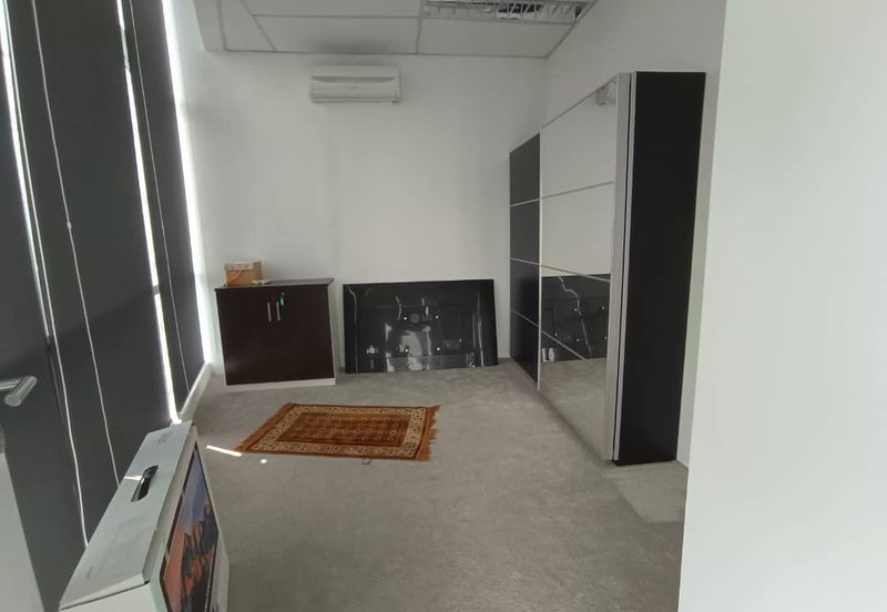 The Vertical Business Suites