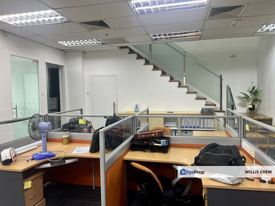 Menara UOA Bangsar Partly Furnished Office for Rent, Kuala Lumpur, Bangsar