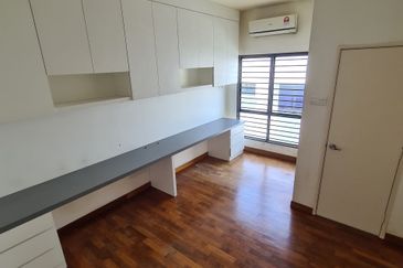 renovated townhouse sierra 16 for sale