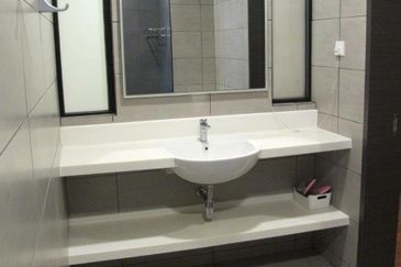 The Peak Vista (Likas)