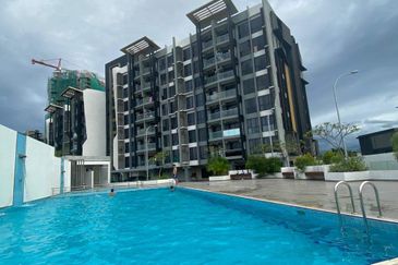 THE RIVERSIDE RESIDENCE