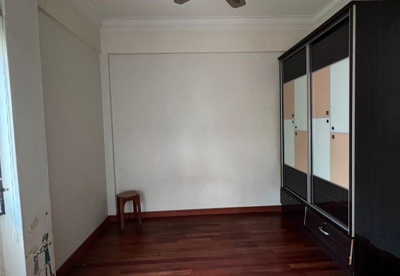 Sri Borneo Condo | Low Density | Iramanis 