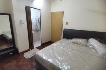 COUNTRY HEIGHT APARTMENT PH II