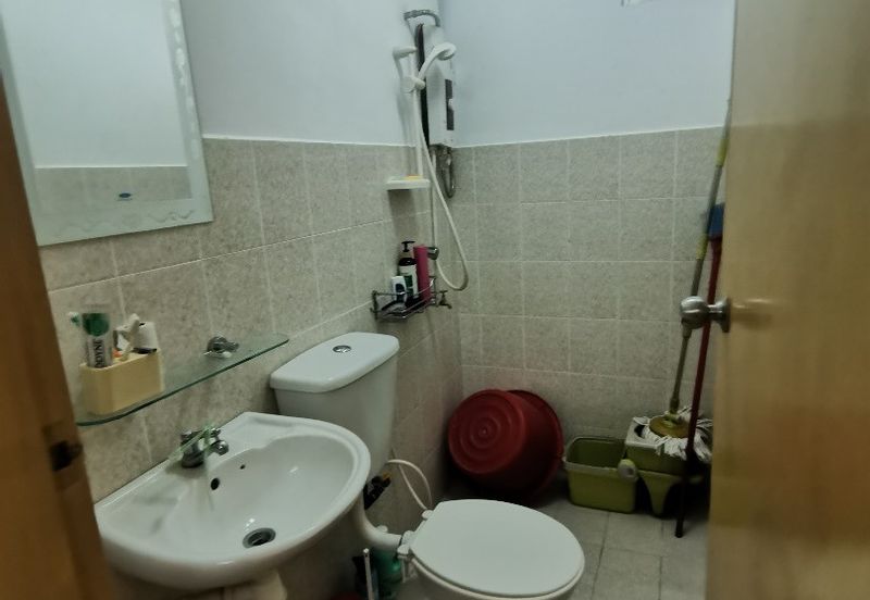 COUNTRY HEIGHT APARTMENT PH II