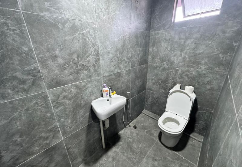 Pusat Perindustrian Tun Shen | Warehouse+Office | Jalan Tuaran By Pass, Kota Kinabalu 