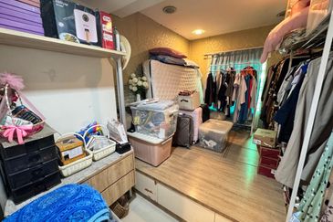 TAMAN CASAFABULOSA (HILLTOP 2)