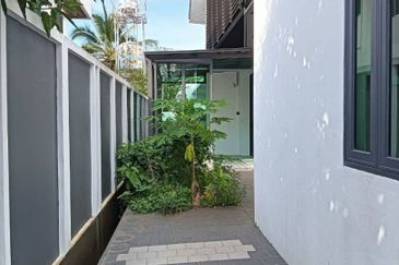 Jalan Seraya @ Likas