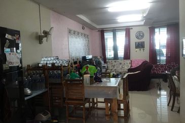 TAMAN BUKIT HIJAU (GREEN HILL PARK)