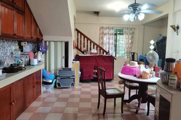 Tamparoli Bungalow | 999yrs | 5R+4BR | Below Market Value | Tamparoli,Sabah