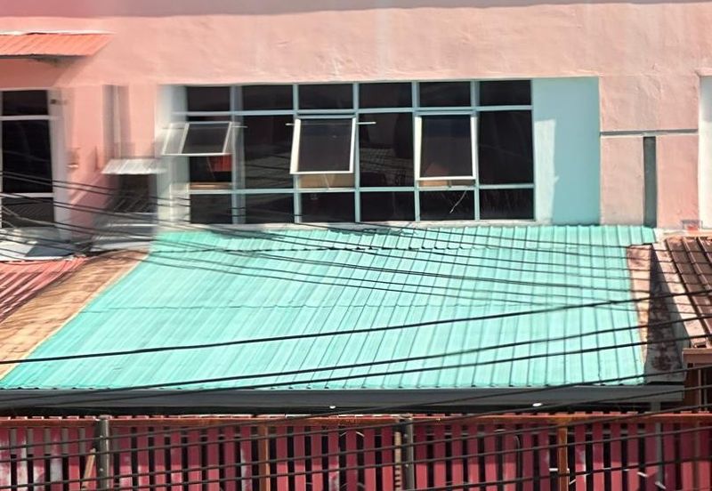 Penampang Warehouse | Mogoputi Industrial Park | Phase 2 | 1 1/2 Storey Inter Terrace Factory | For Sale