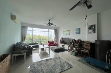 JADE RESIDENCE CONDOMINIUM