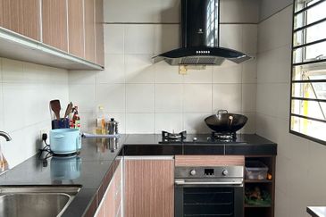 ALAM PUTERI (PRINCESS HEIGHT)