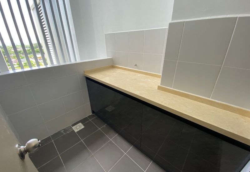 Kingfisher Putatan | Block B | Level 10 | Partially Furnished | Putatan