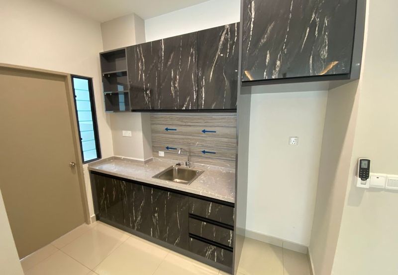 Kingfisher Putatan | Block B | Level 10 | Partially Furnished | Putatan