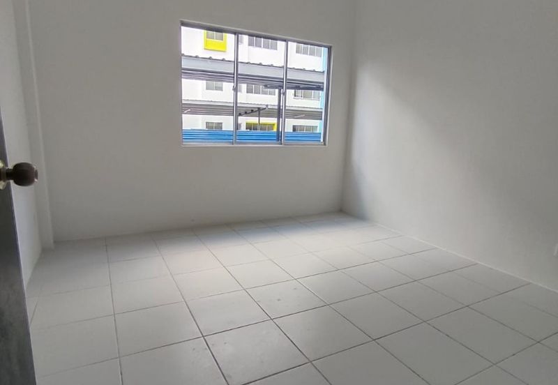 Acacia Apartment | Oc Obtained | Bare Unit | Ground Floor | Menggatal