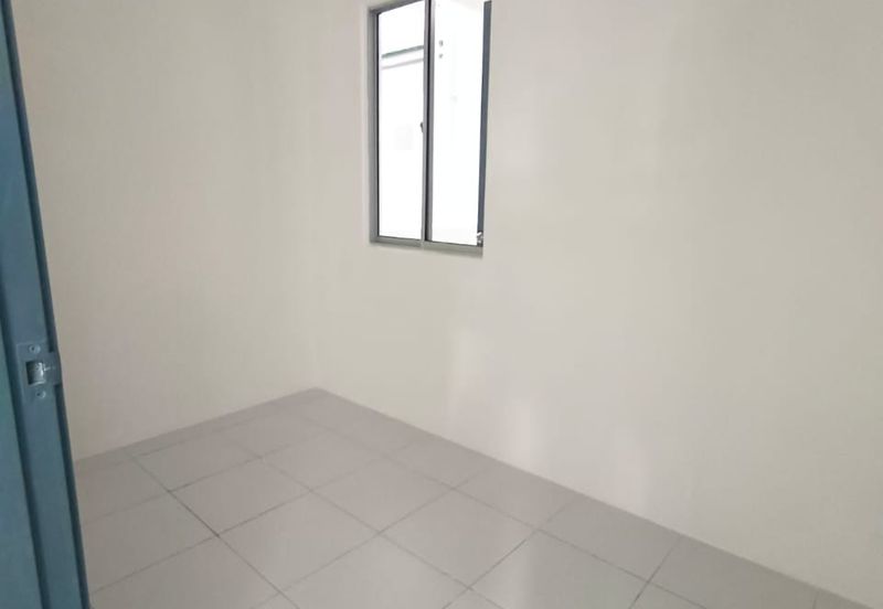 Acacia Apartment | Oc Obtained | Bare Unit | Ground Floor | Menggatal