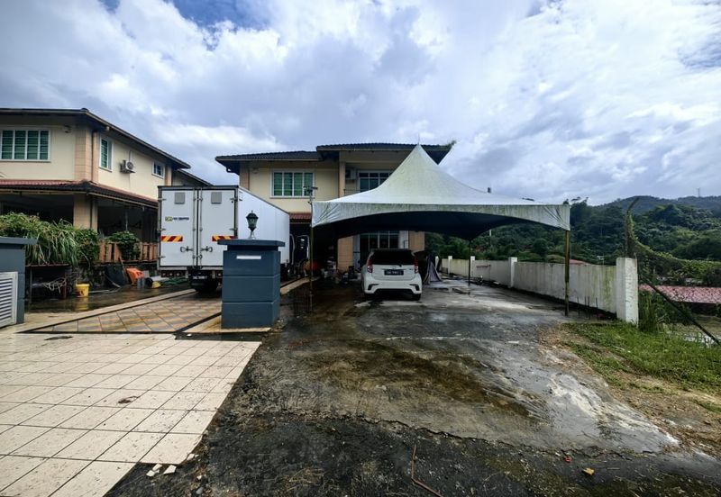 Kiansom Country Height