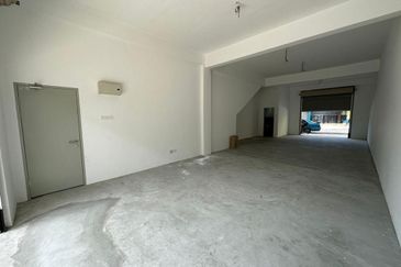 Plaza Legasi Sulaman  | Intermediate 2-Storey Shoplot | For Sale
