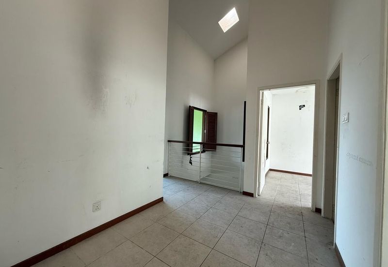 Taman Golden Hill Garden | Intermediate 2 Storey Terrace House | Kepayan 