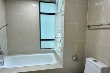 The Peak Vista (Likas)