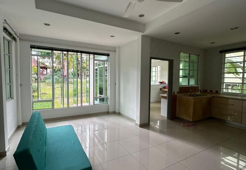 Kiansom Country Height