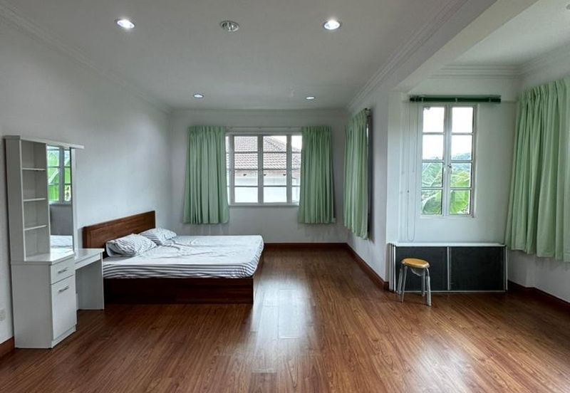 Kiansom Country Height