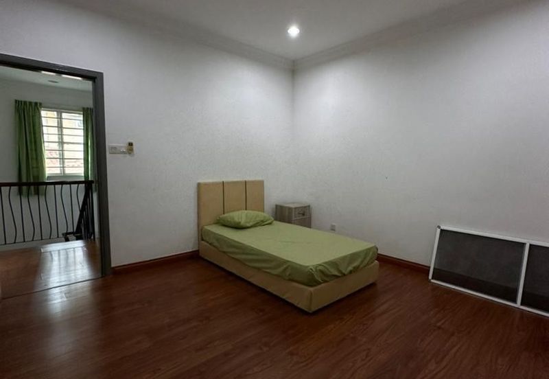 Kiansom Country Height