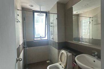 The Peak Vista (Likas)