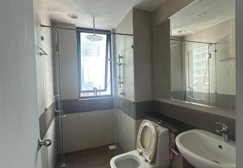 The Peak Vista (Likas)