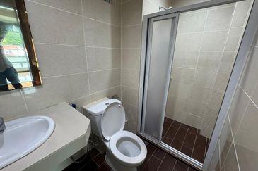 Puri Fantasi @ Likas | Corner Unit | Level 1 | Partially Furnished | Kota Kinabalu