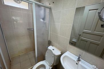 Puri Fantasi @ Likas | Corner Unit | Level 1 | Partially Furnished | Kota Kinabalu