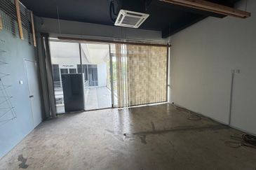 Suria Inanam Commercial Shoplot | Corner Lot for 1st & 2nd Floor | Jalan Tuaran By Pass