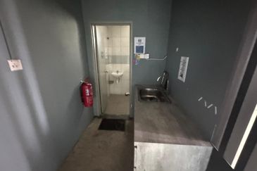 Suria Inanam Commercial Shoplot | Corner Lot for 1st & 2nd Floor | Jalan Tuaran By Pass