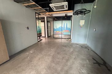 Suria Inanam Commercial Shoplot | Corner Lot for 1st & 2nd Floor | Jalan Tuaran By Pass