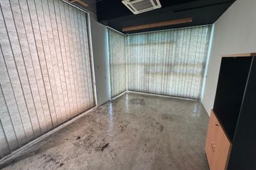 Suria Inanam Commercial Shoplot | Corner Lot for 1st & 2nd Floor | Jalan Tuaran By Pass