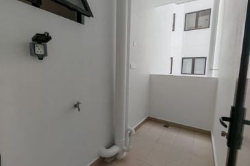 Forest Hills Residences Condo | High Floor | New Bare Unit | 986sqft | Bundusan,Sabah