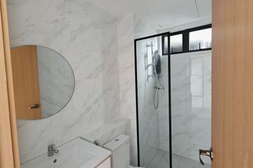 Forest Hills Residences Condo | High Floor | New Bare Unit | 838sqft | Bundusan,Sabah