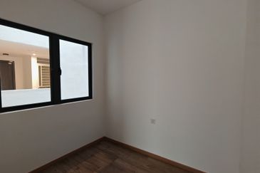 Forest Hills Residences Condo | High Floor | New Bare Unit | 838sqft | Bundusan,Sabah