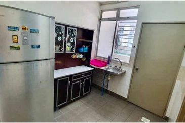 Putatan Platinum Apartment