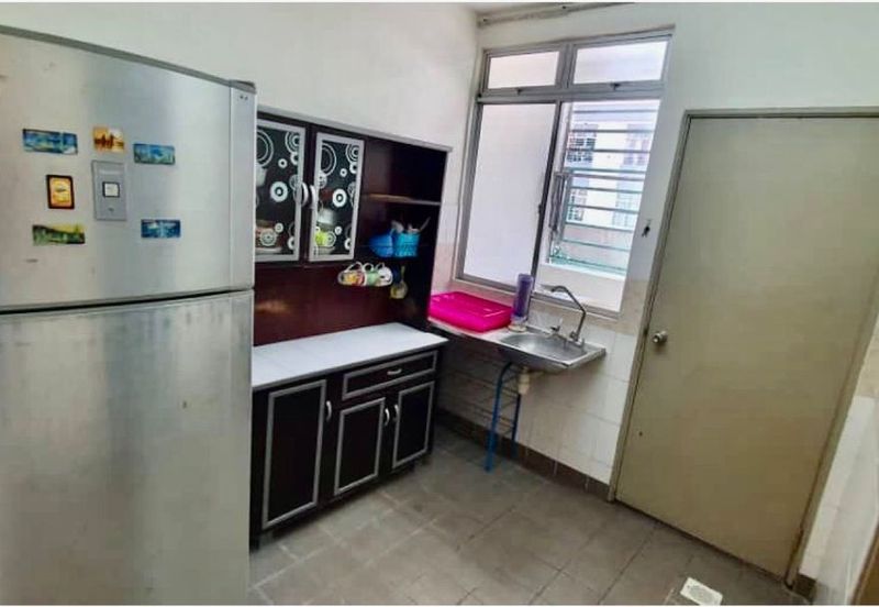 Putatan Platinum Apartment