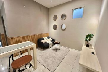 Bay Suites | OC Obtained | Level 10 | 1R+1BR | Facing Likas BayView | Likas Kota Kinabalu