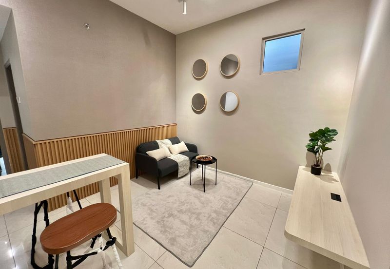 Bay Suites | OC Obtained | Level 10 | 1R+1BR | Facing Likas BayView | Likas Kota Kinabalu