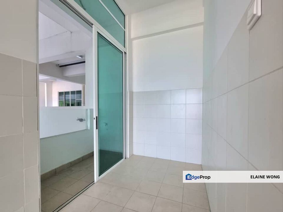 1 Sulaman Platinum Tower | Level 10 | 1,100sqft | Below Market Value | Kota Kinabalu, Sabah, Kota Kinabalu