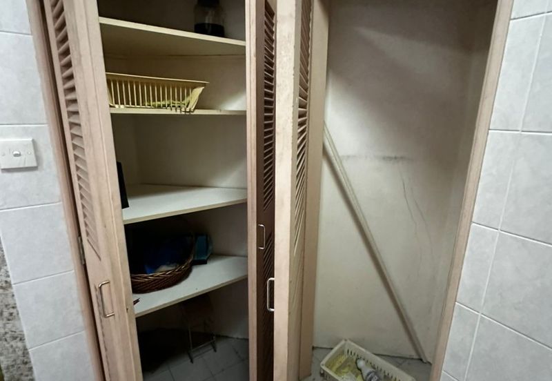 COLONNADE CONDOMINIUM