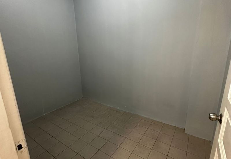 COLONNADE CONDOMINIUM