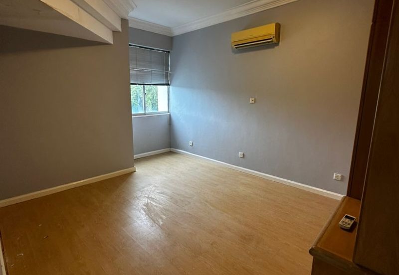 COLONNADE CONDOMINIUM