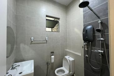 LIDO FOUR SEASON RESIDENCE