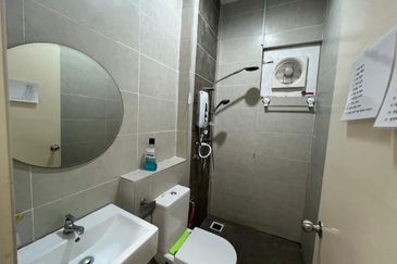 LIDO FOUR SEASON RESIDENCE