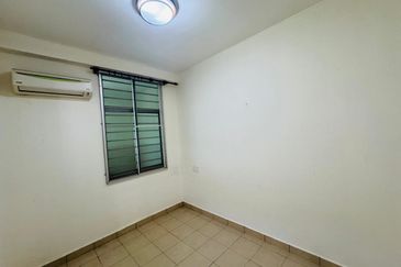 TAMAN UJANA SERI ANGGERIK